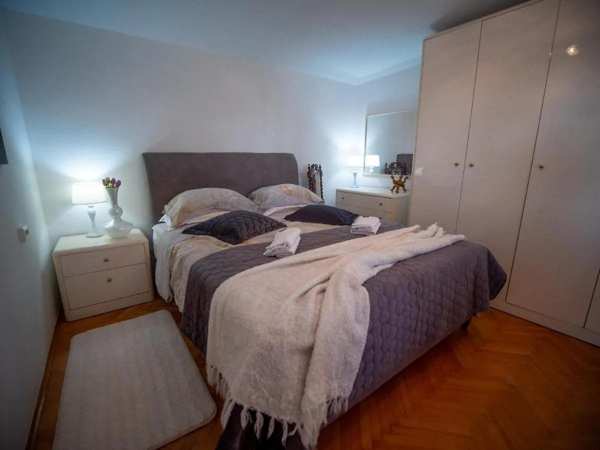 Art Apartment Sole Pula