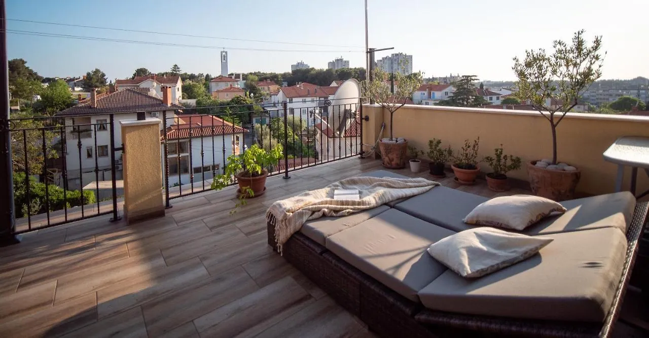 Art Apartment Sole Pula