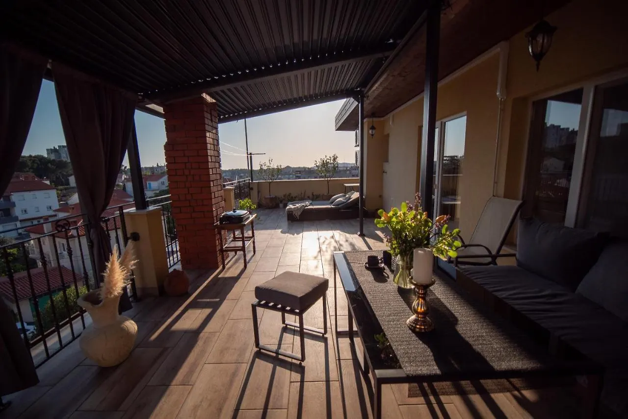 Art Apartment Sole Pula
