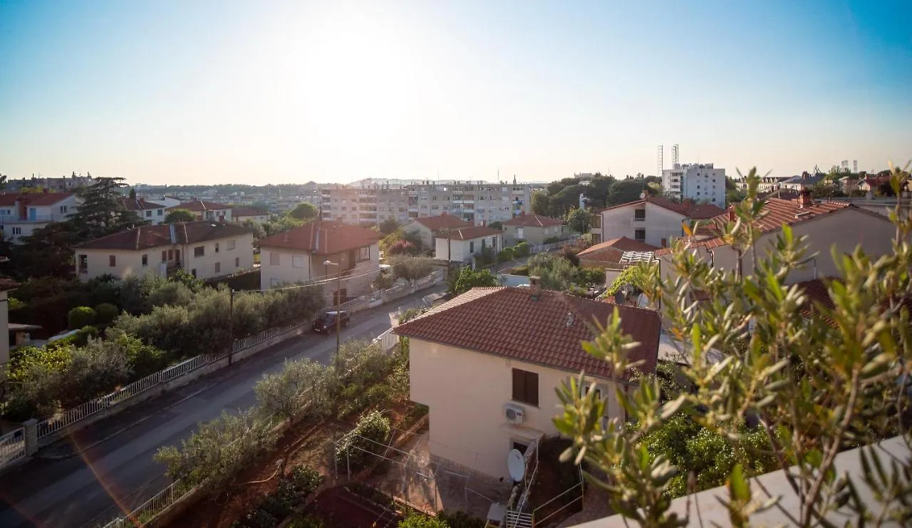 Art Apartment Sole Pula