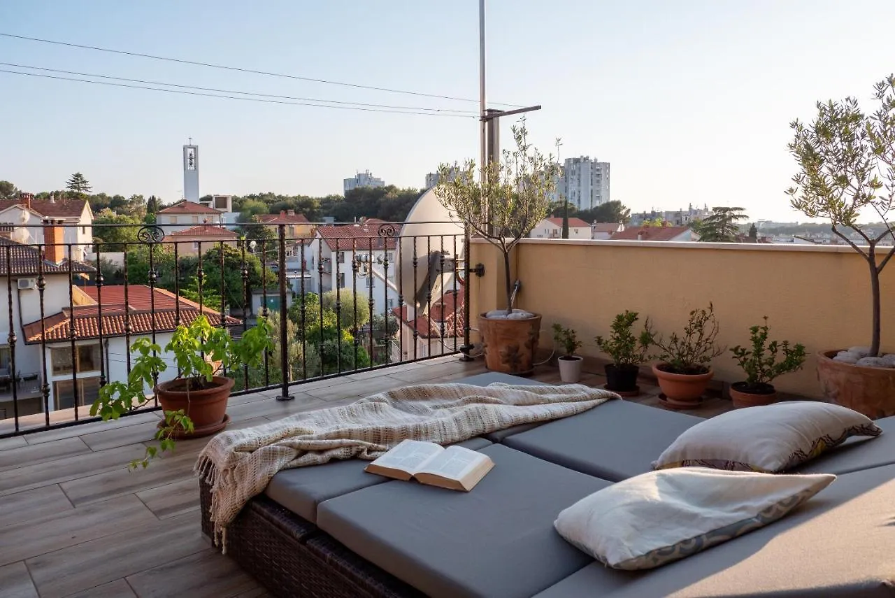 Art Apartment Sole Pula